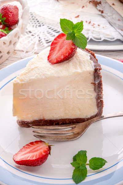 Morango bolo de queijo comida festa folha bolo Foto stock © Dar1930