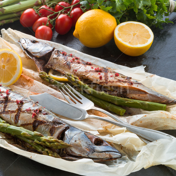 [[stock_photo]]: Grillés · maquereau · asperges · poissons · restaurant · vert