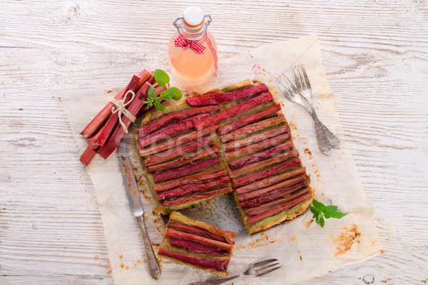 Rhabarber Kuchen Tabelle grünen gelb frischen Stock foto © Dar1930