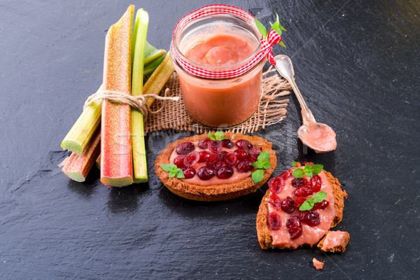 Rhubarbe canneberges fruits vert plaque manger [[stock_photo]] © Dar1930