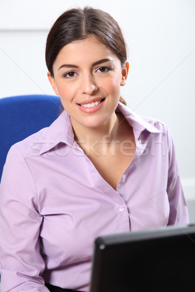 Stockfoto: Mooie · glimlachend · zakenvrouw · portret · jonge · vrouw