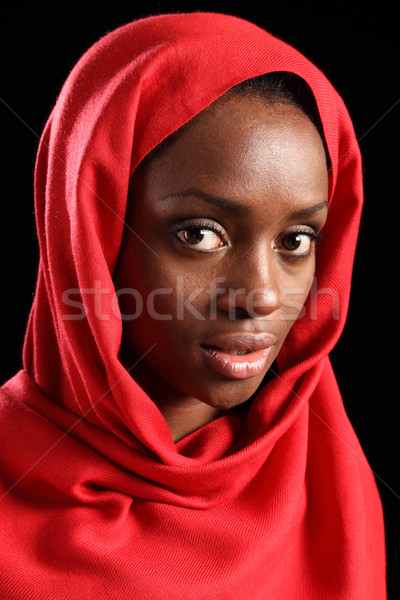 Vallásos afrikai muszlim nő piros fejkendő Stock fotó © darrinhenry