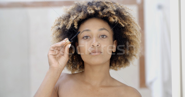 Vrouw gezicht mascara borstel afro-amerikaanse meisje Stockfoto © dash