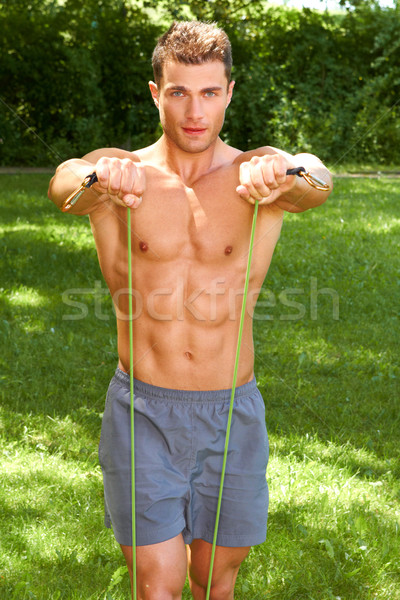 Gespierd mannelijke sterkte outdoor model zomer Stockfoto © dash