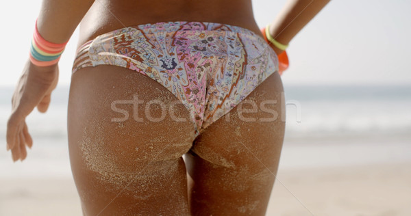 Stock foto: Sandigen · Frau · Gesäß · Blick · zurück · Strand · verlangsamen