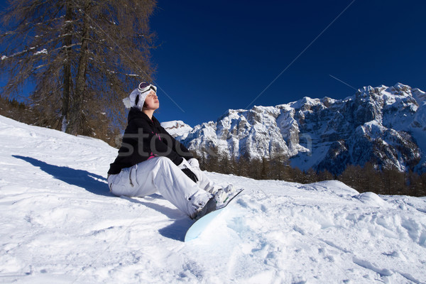 Stockfoto: Vrouwelijke · meisje · snowboard · vergadering · sneeuw