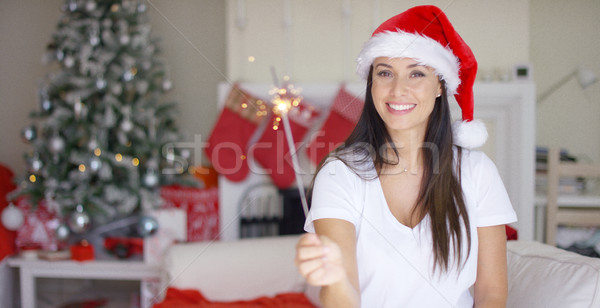 Jeune femme rouge chapeau célébrer [[stock_photo]] © dash