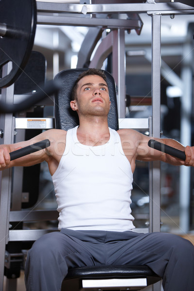 Stockfoto: Man · gymnasium · knappe · man · sport · gezondheid · oefening