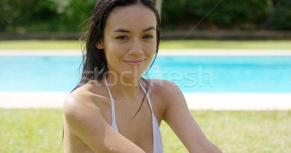Mooie oprecht jonge vrouw zomer tuin vergadering Stockfoto © dash