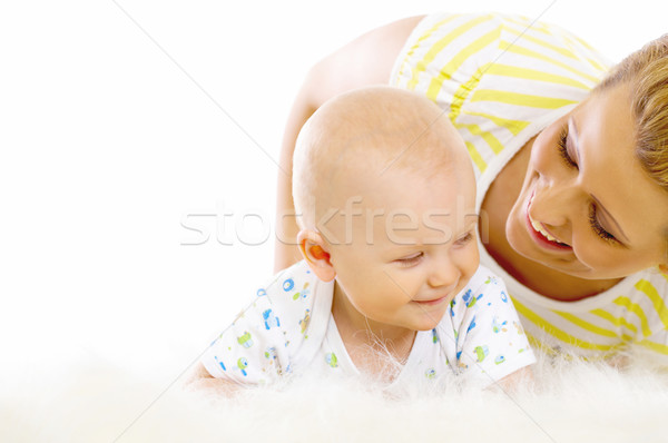 Anya fiú fiatal vonzó csók aranyos Stock fotó © dash