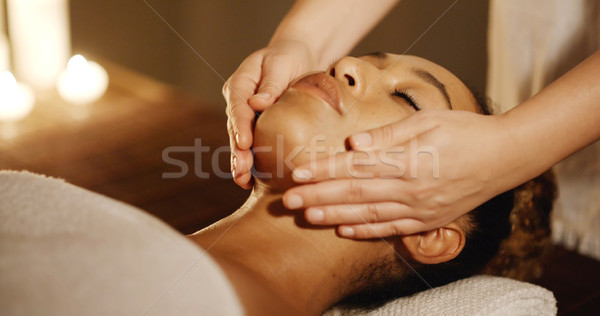 Spa salon relaxare femeie Imagine de stoc © dash