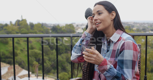 [[stock_photo]]: Jeune · femme · chaud · tasse · thé · ouvrir