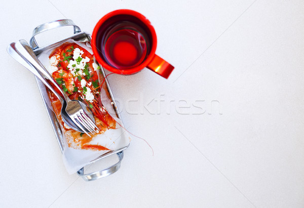 Foto stock: Griego · camarón · salsa · de · tomate · taza · vino · tinto · superior