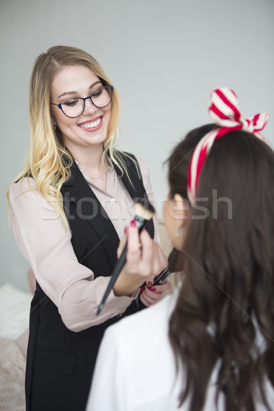 Stockfoto: Make-up · kunstenaar · professionele · jonge · vrouw · vrouw · gezicht