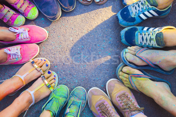 Stockfoto: Vrienden · voeten · samen · teken · eenheid · teamwerk