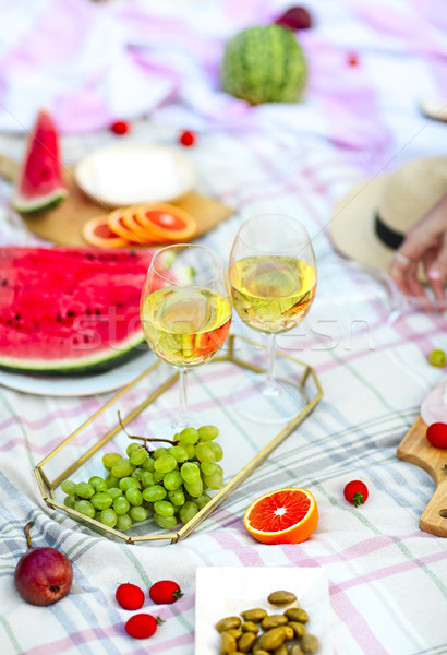 Stockfoto: Picknick · witte · wijn · groen · gras · voorjaar · voedsel