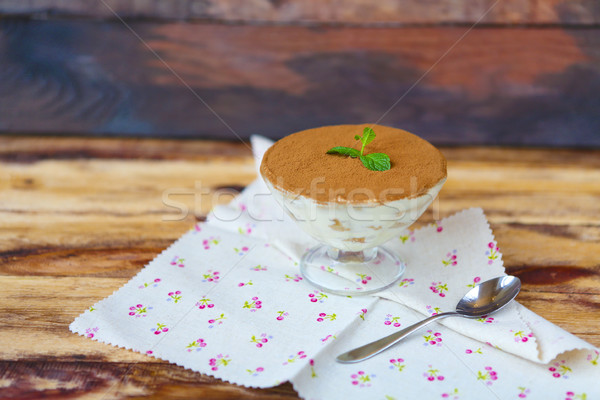 Tiramisu szkła kubek ciasto włoski Zdjęcia stock © dashapetrenko