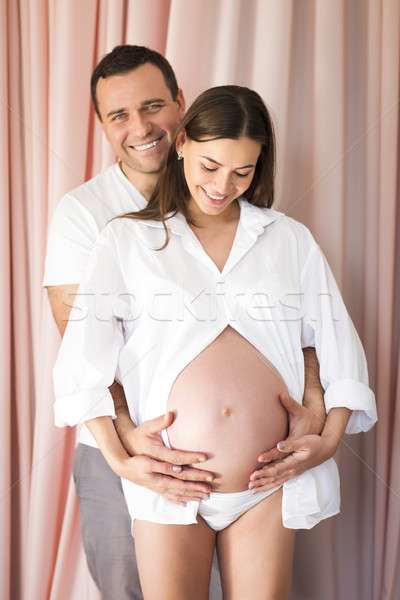 [[stock_photo]]: Femme · enceinte · jeune · homme · ensemble · bébé · amour