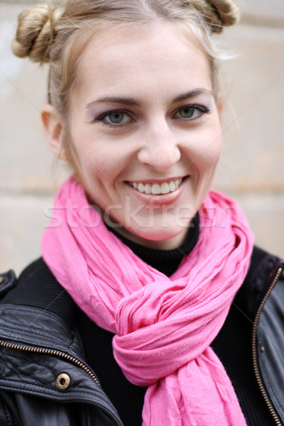 Zâmbitor fată ridicol femei perete păr Imagine de stoc © dashapetrenko