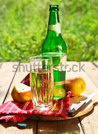 Peer cider een zomer picknick voedsel Stockfoto © dashapetrenko