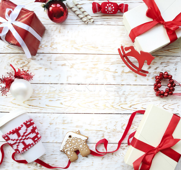 Karácsony díszítések gyertyák fehér fából készült ajándék doboz Stock fotó © dashapetrenko