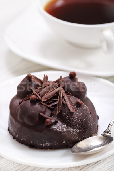 Delicioso bolo de chocolate café branco prato comida Foto stock © dashapetrenko