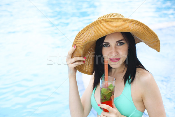 Real feminino beleza férias de verão piscina Foto stock © dashapetrenko