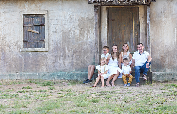 Aile beş çocuklar açık ev mutlu aile Stok fotoğraf © dashapetrenko