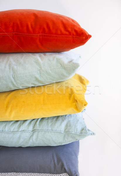 [[stock_photo]]: Président · intérieur · oreillers · couleurs