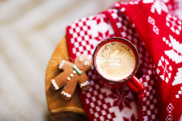Natal vermelho branco caneca bolinhos gingerbread man Foto stock © dashapetrenko