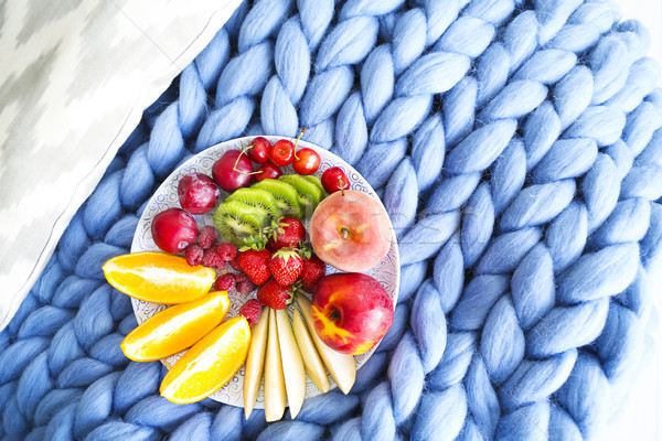 商業照片: 新鮮水果 · 沙拉 · 藍色 · 地方 · 文本