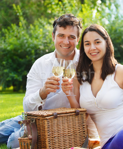 Foto stock: Jóvenes · feliz · Pareja · gafas · vino · blanco