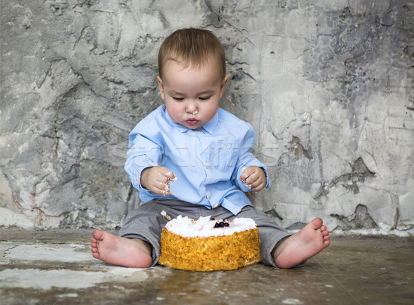 [[stock_photo]]: Adorable · bébé · gâteau · première · gâteau · d'anniversaire · garçon