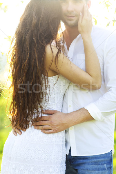 Stockfoto: Paar · liefde · zoenen · voorjaar · park