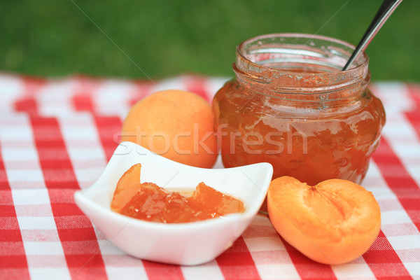 Aprikose Marmelade jar home Gesundheit rot Stock foto © dashapetrenko