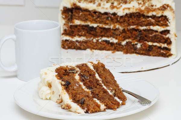 Torta di carote tazza di caffè fetta piatto forcella metà Foto d'archivio © dbvirago