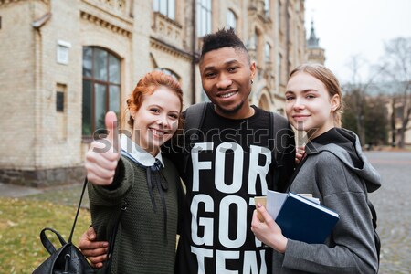 [[stock_photo]]: élèves · permanent · Université · campus