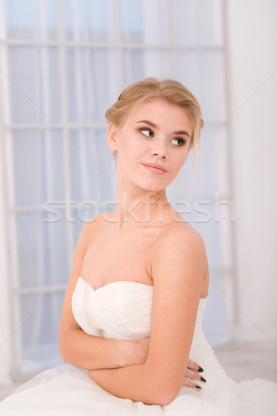 Porträt Braut weiß Hochzeitskleid Augen Stock foto © deandrobot