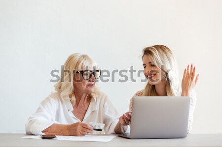 Foto stock: Feliz · jovem · senhora · sessão · casa · avó