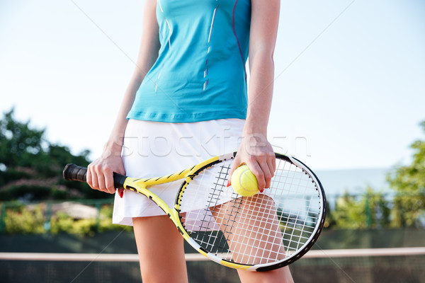 Porträt weiblichen Beine Tennisschläger Ball Stock foto © deandrobot