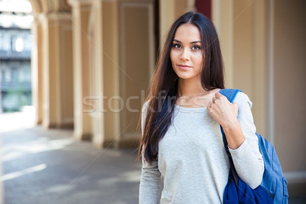 Сток-фото: портрет · Привлекательная · женщина · студент · Постоянный · улице · красоту