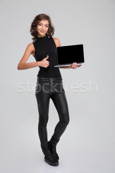 Foto stock: Mulher · computador · portátil · tela