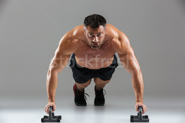 Portre ciddi güçlü gömleksiz erkek Stok fotoğraf © deandrobot