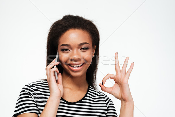 Stok fotoğraf: Mutlu · genç · Afrika · bayan · konuşma · telefon