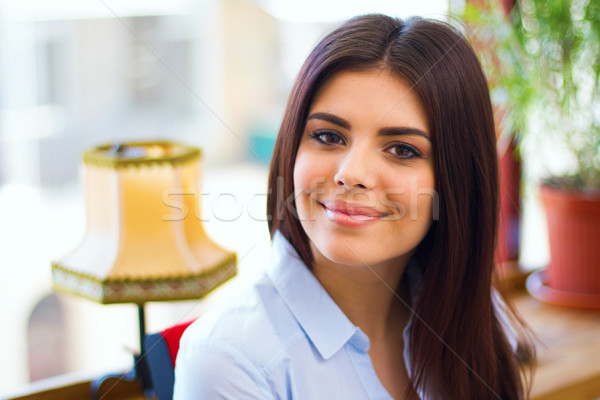 Nowoczesne business woman biuro działalności pracy portret Zdjęcia stock © deandrobot