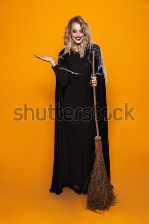 Stockfoto: Mooie · vrouw · elegante · zwarte · jurk · portret · poseren