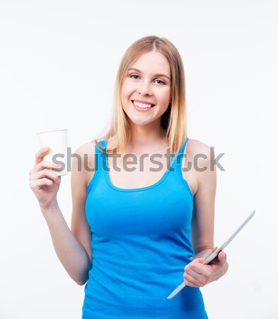 Stockfoto: Glimlachend · jonge · vrouw · foto · smartphone · geïsoleerd