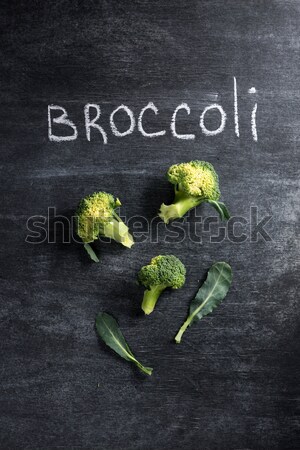 Top afbeelding broccoli donkere schoolbord Stockfoto © deandrobot