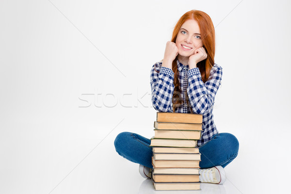 Schönen glücklich jungen Rotschopf Mädchen Sitzung Stock foto © deandrobot