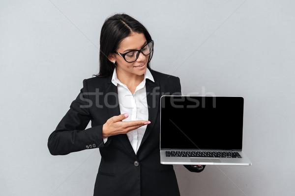 Business woman Laptop Bildschirm Anzug Hinweis Stock foto © deandrobot